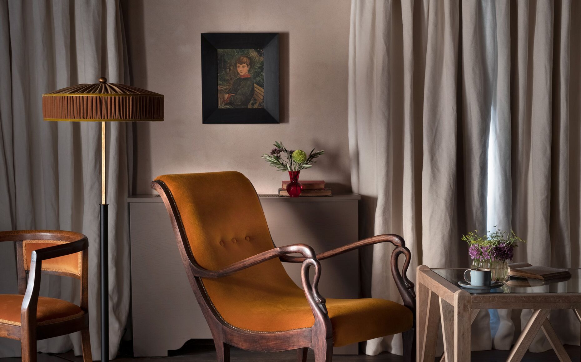 01 image text overlay 1 suite castello twin desktop