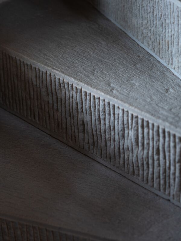 03 parallax media small arch