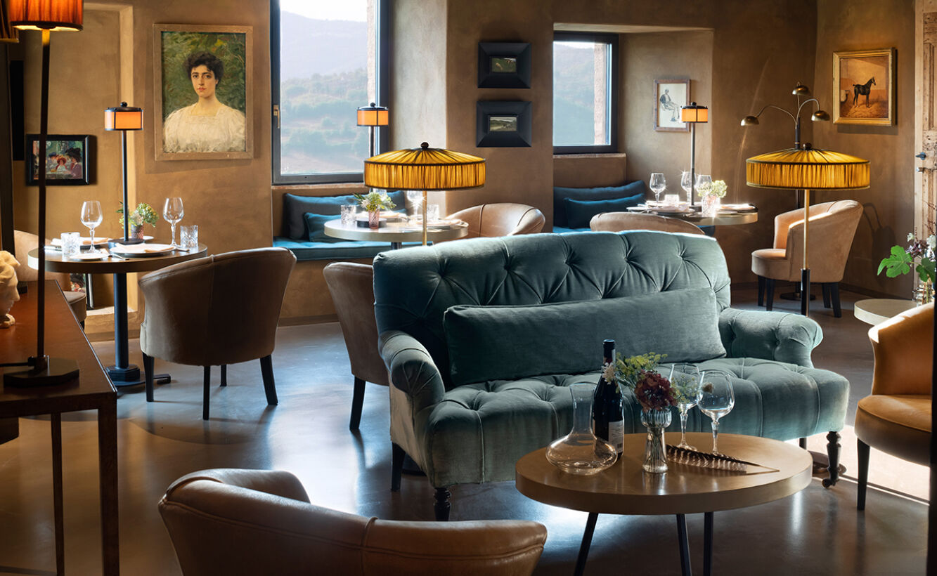 12 card carousel spazi old kitchen