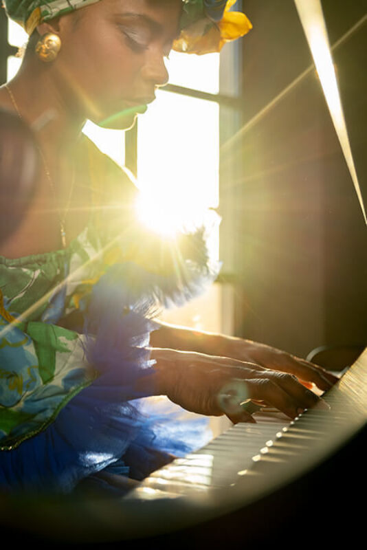 April 2022 horizontal 3 220404 122824