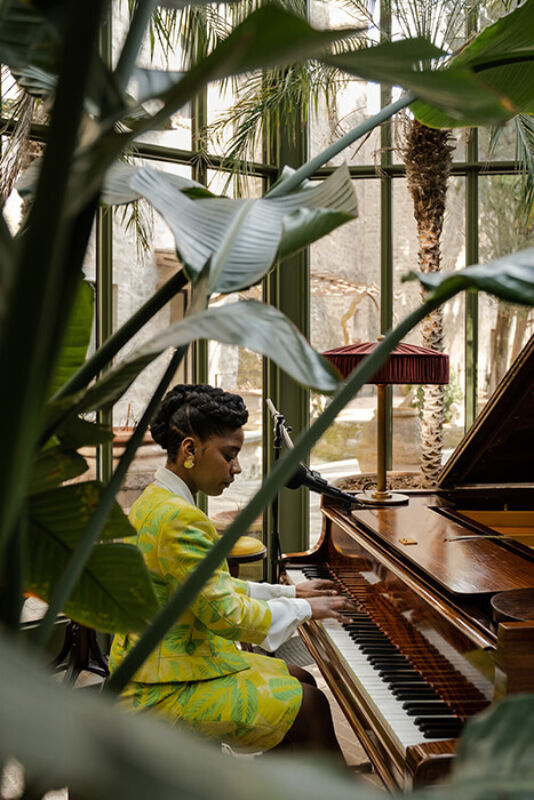 April 2022 horizontal 6 220404 122831