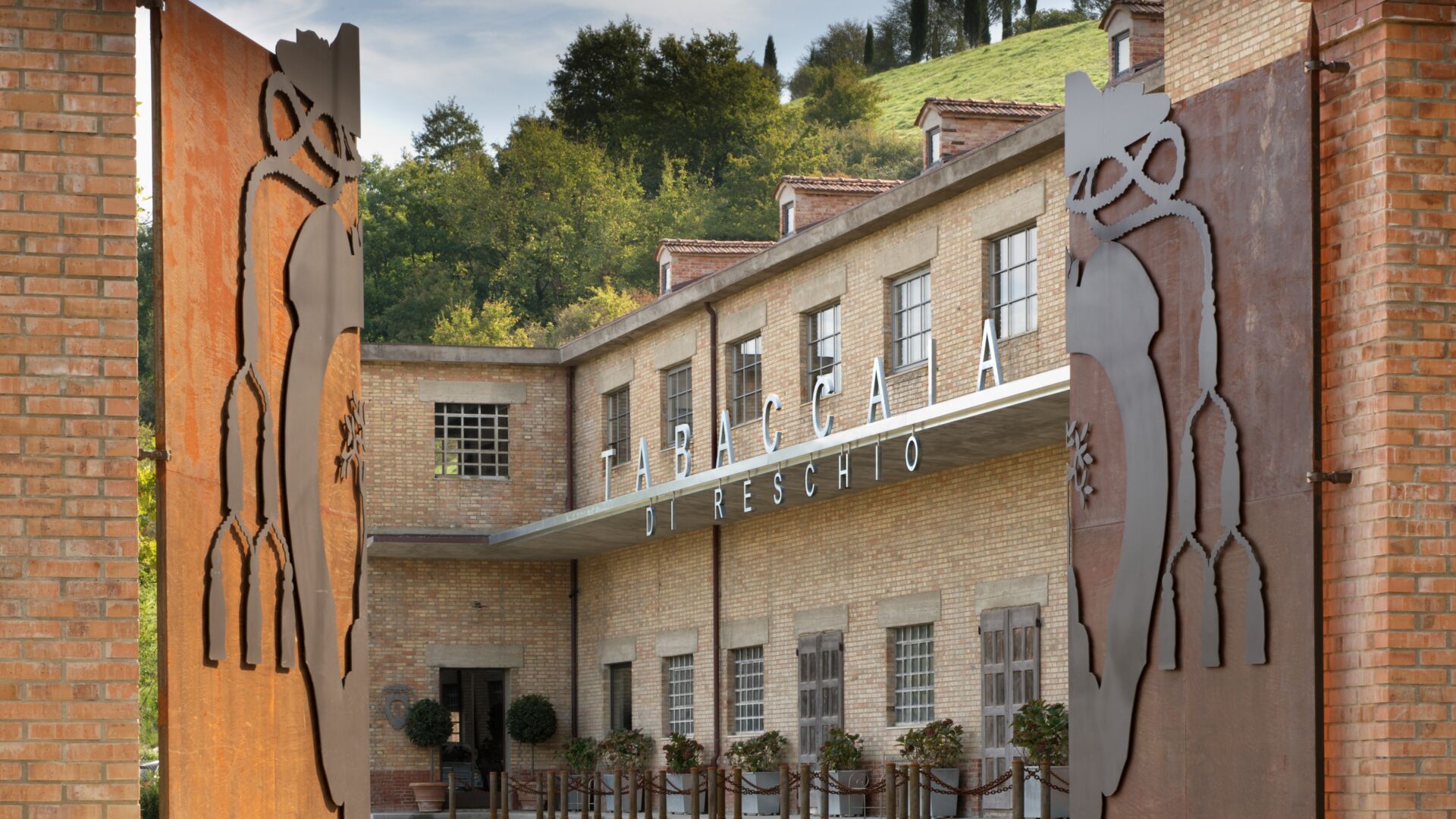 Cover video tabaccaia desktop